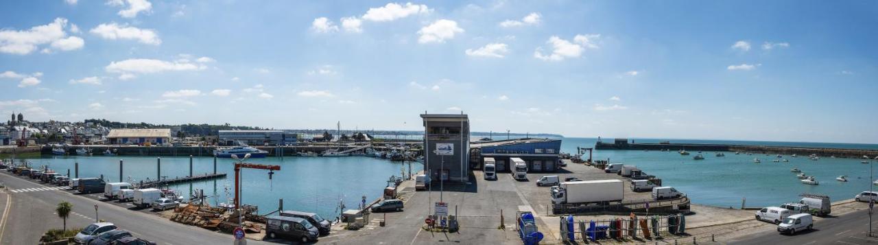 La Vigie Sur Le Port Apartamento Granville Exterior foto